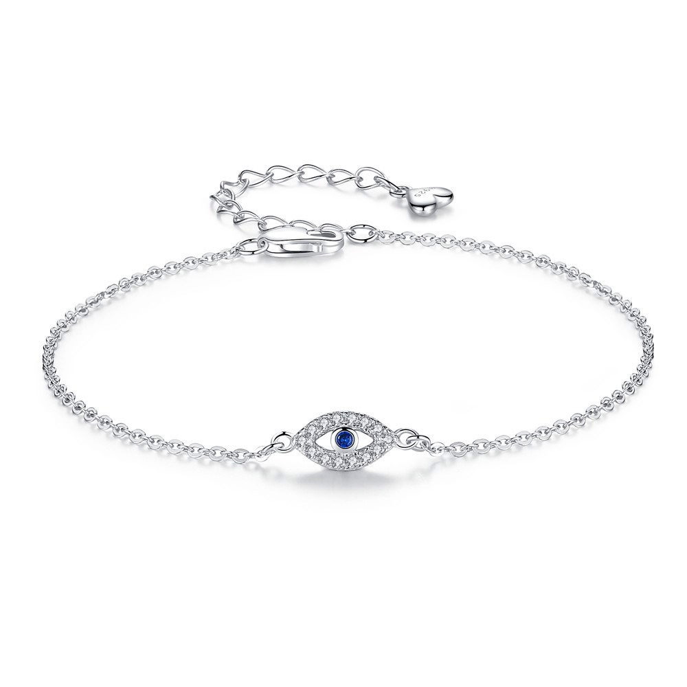AMOR™ Crystal Eye Bracelet