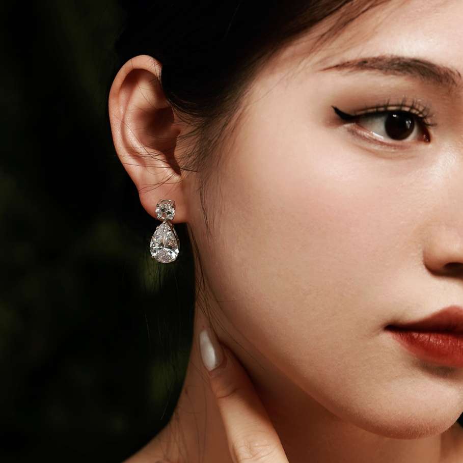 AMOR™ Diora Earrings