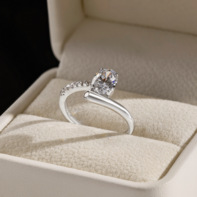 AMOR™ «Wrap» Pierścionek