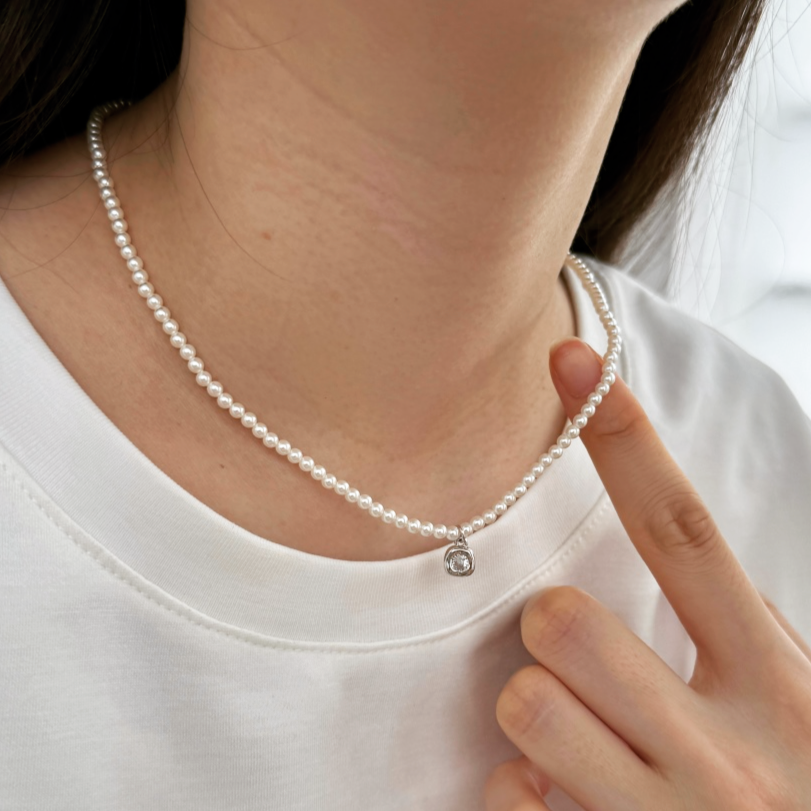 AMOR™ Theia Necklace