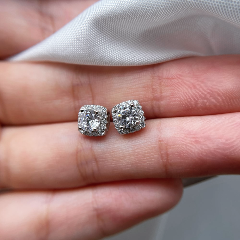 AMOR™ Royal Stud Earrings