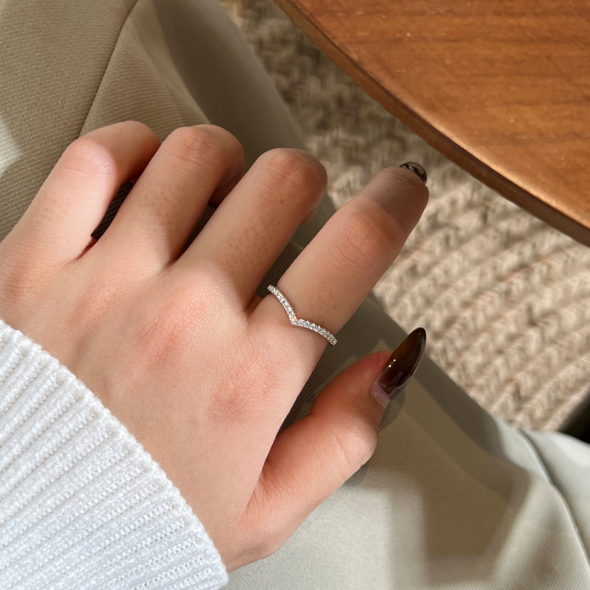 AMOR™ Wave Ring