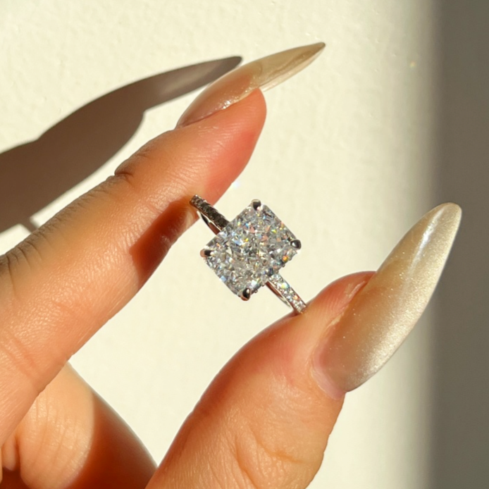 AMOR™ Divo Ring