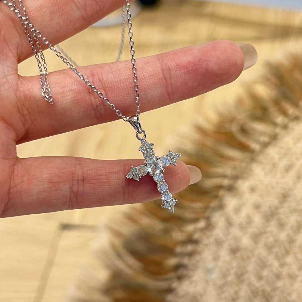 AMOR™ Grace Necklace