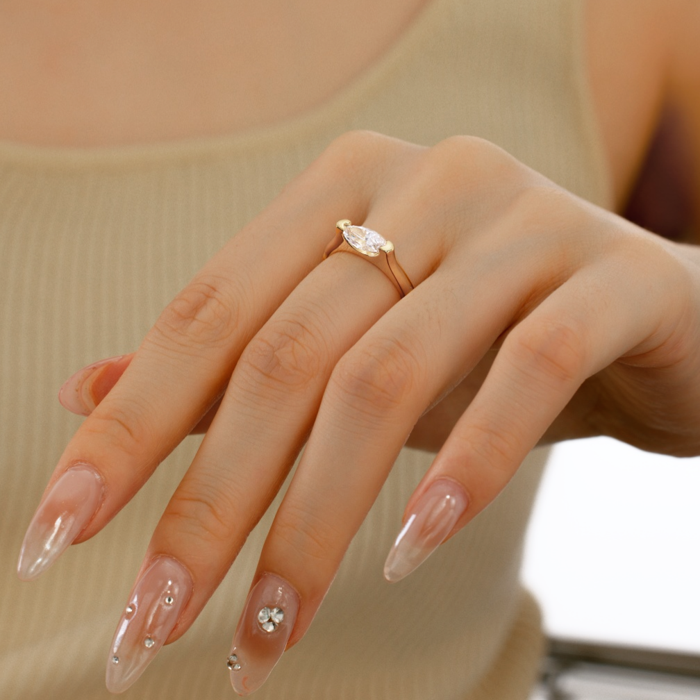 AMOR™ Regent Ring