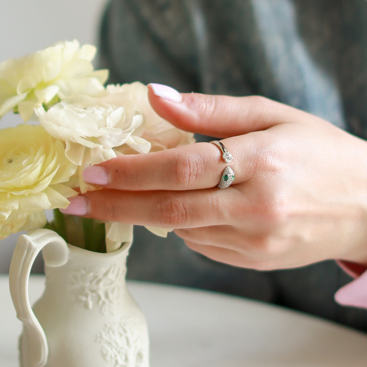 AMOR™ Serpentine Ring