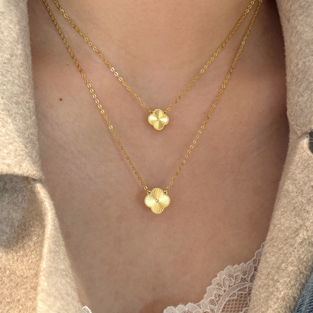 AMOR™ «Gold Clover» Necklace