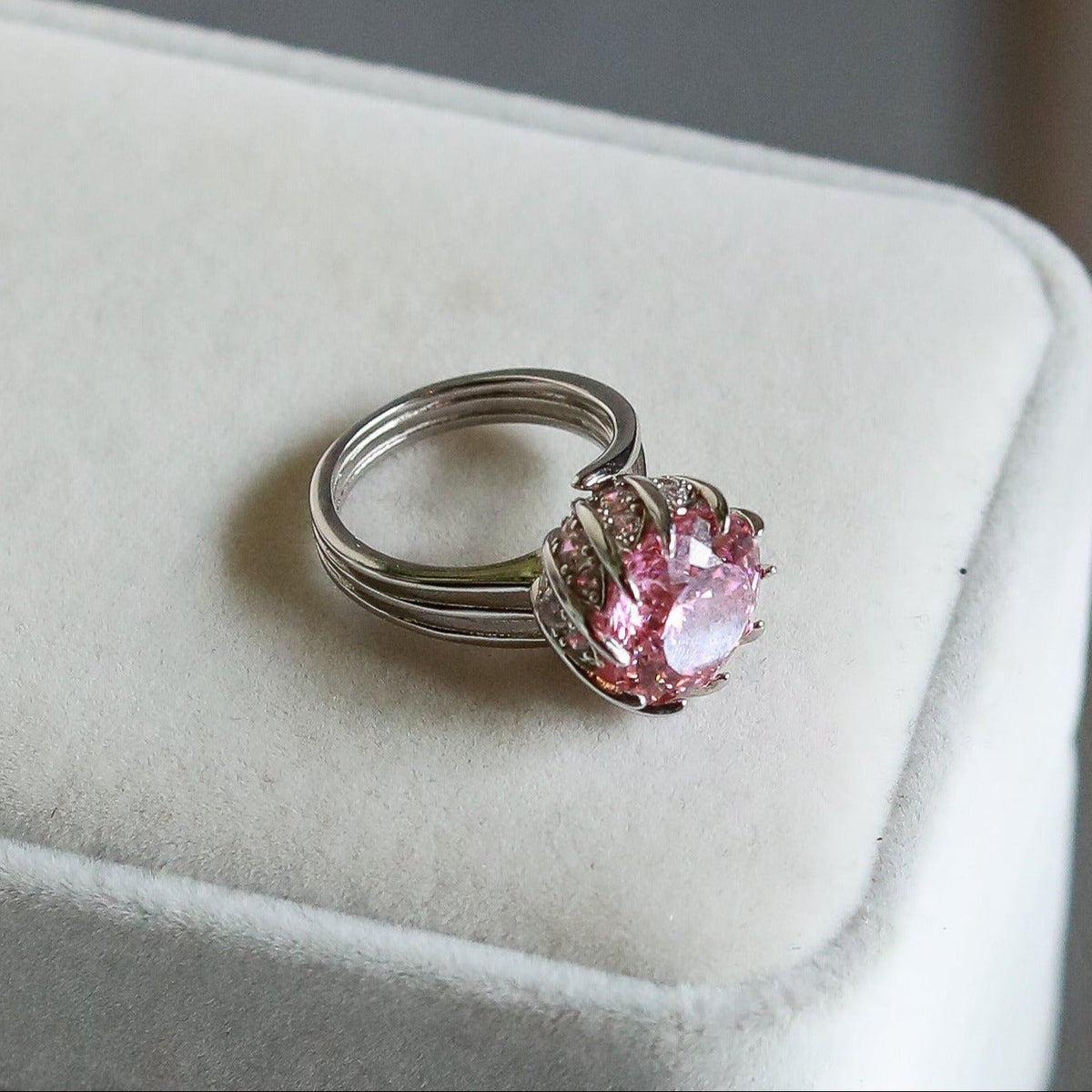 AMOR™ Rose Ring