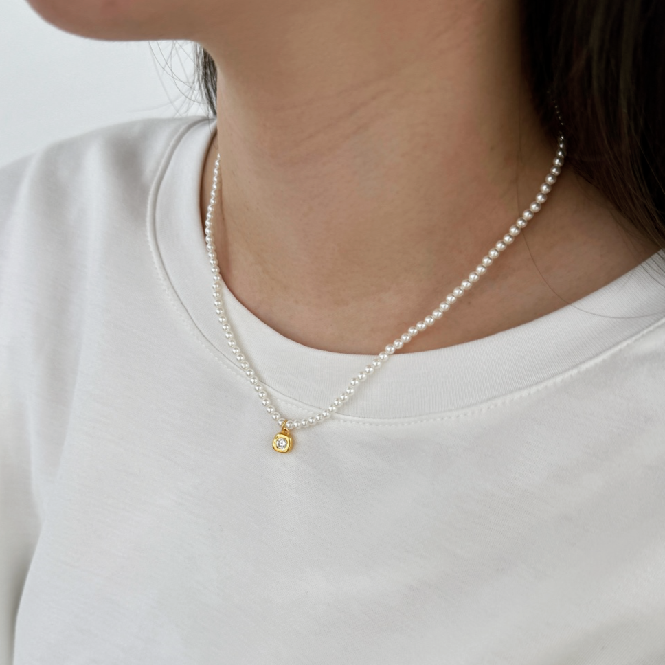 AMOR™ Theia Necklace