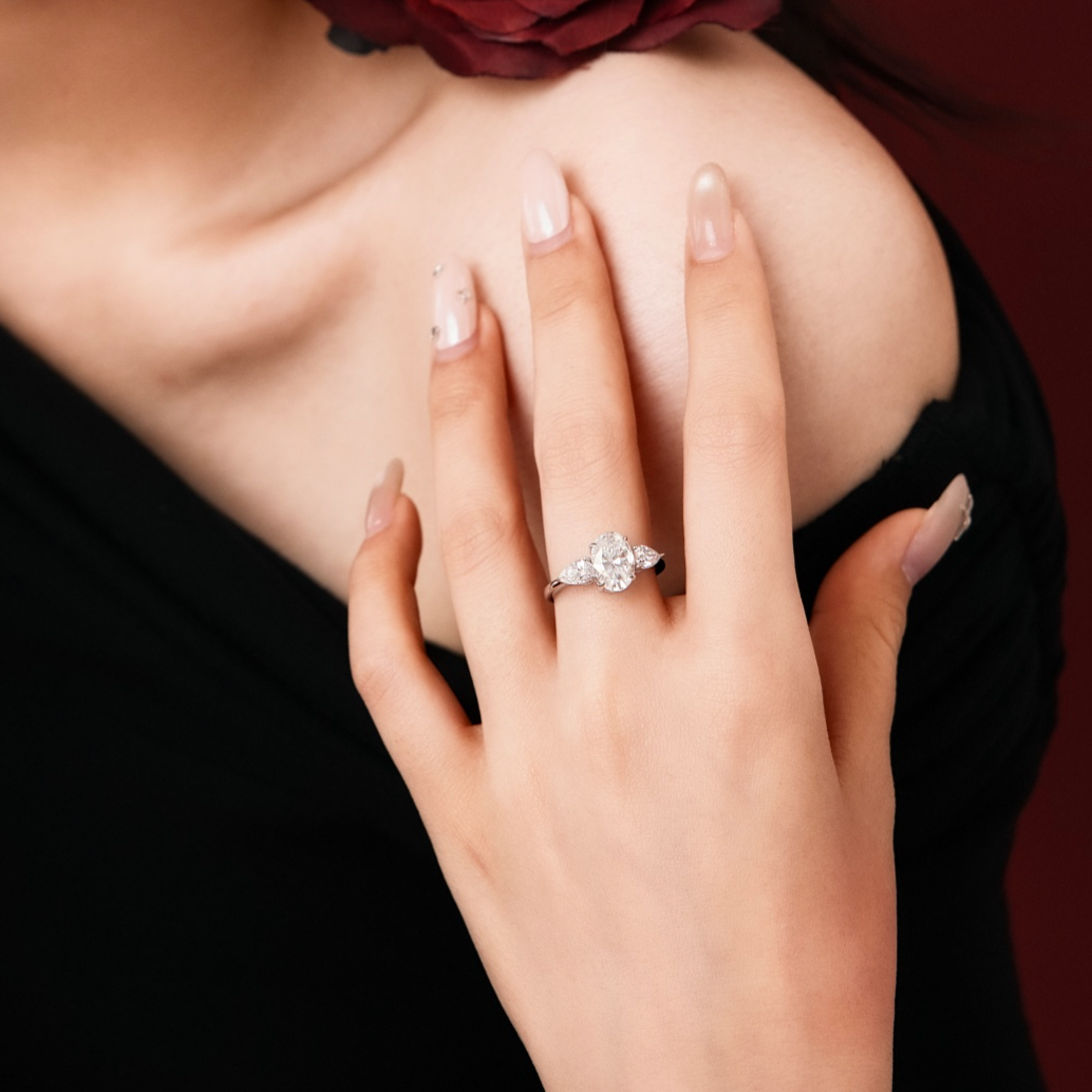 AMOR™ Legend Ring