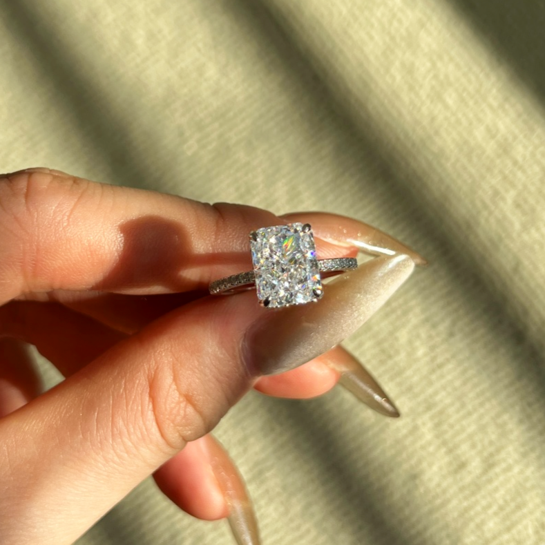 AMOR™ Divo Ring