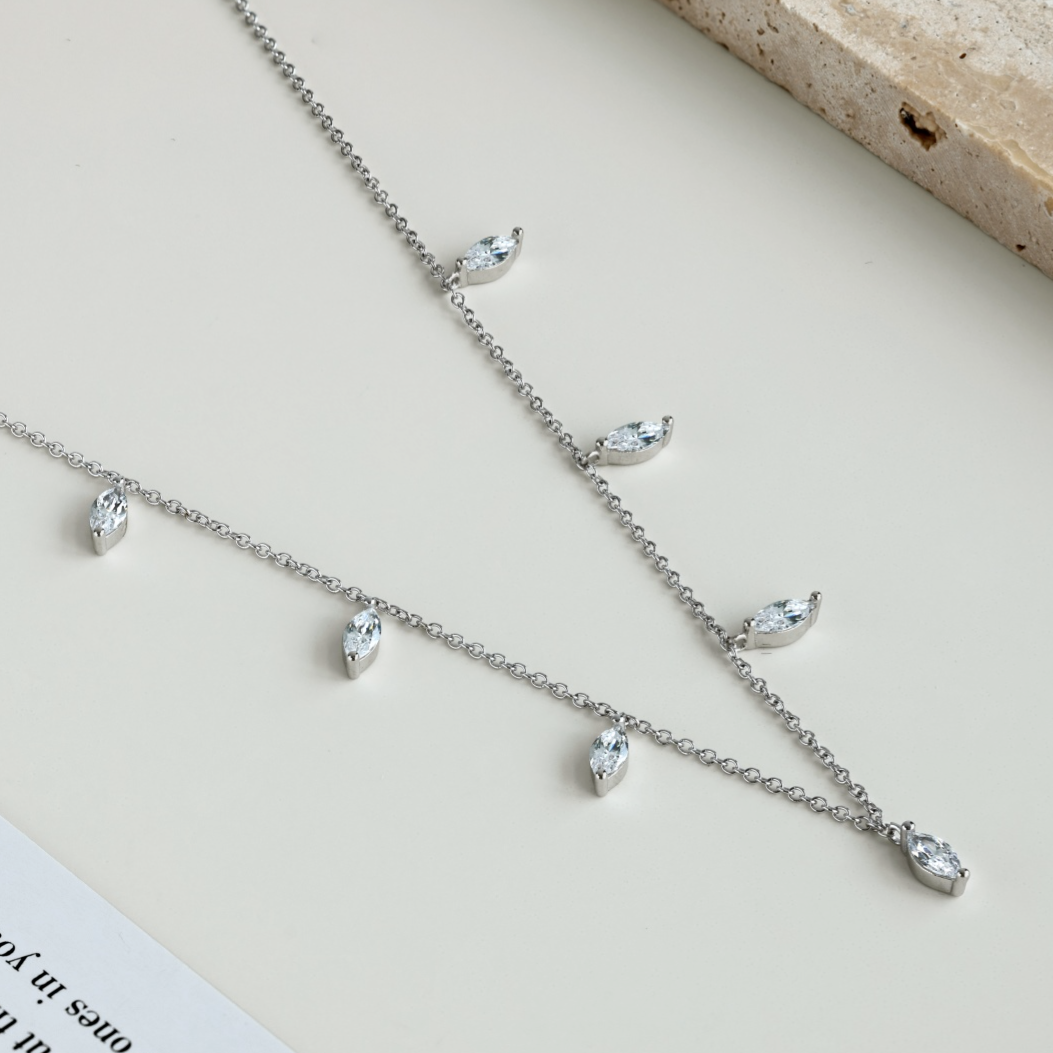 AMOR™ Vine Necklace