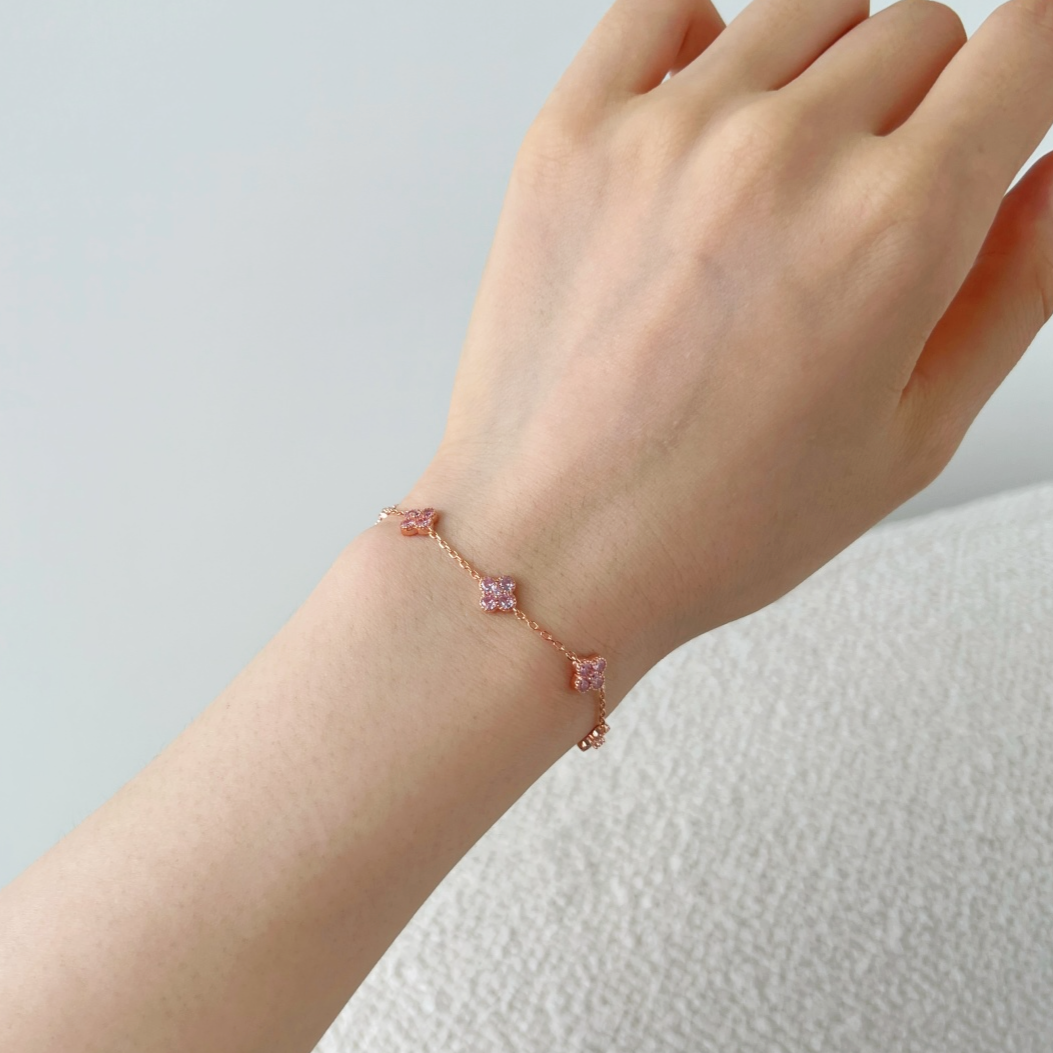 AMOR™ Sakura Bracelet