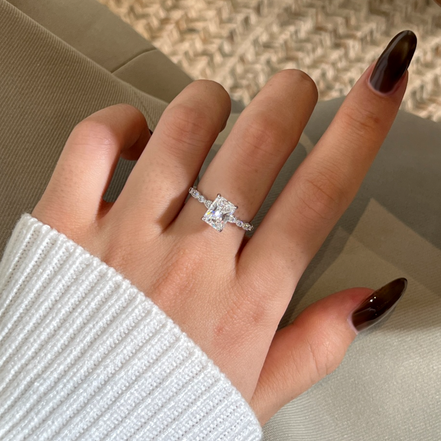 AMOR™ Succession Ring