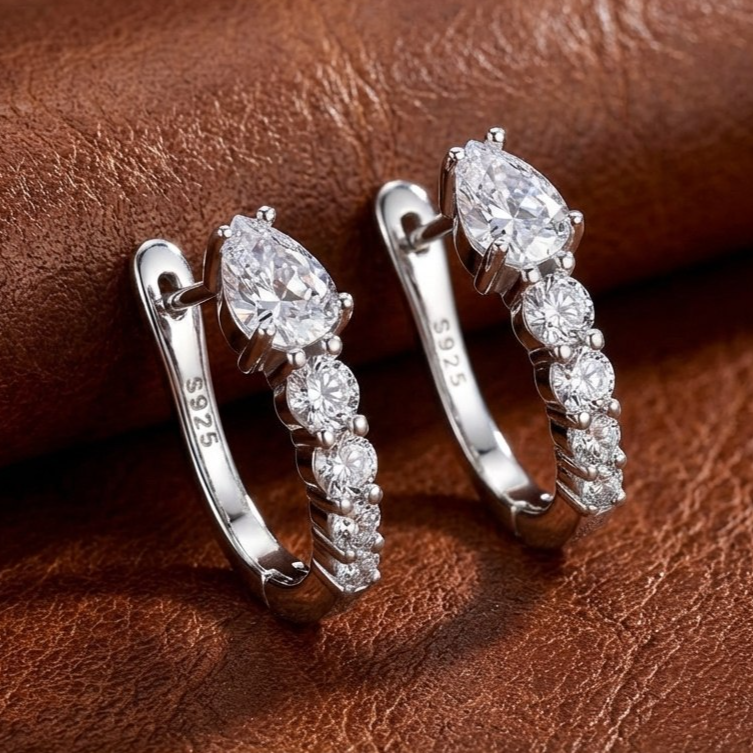 AMOR™ Naomi Earrings
