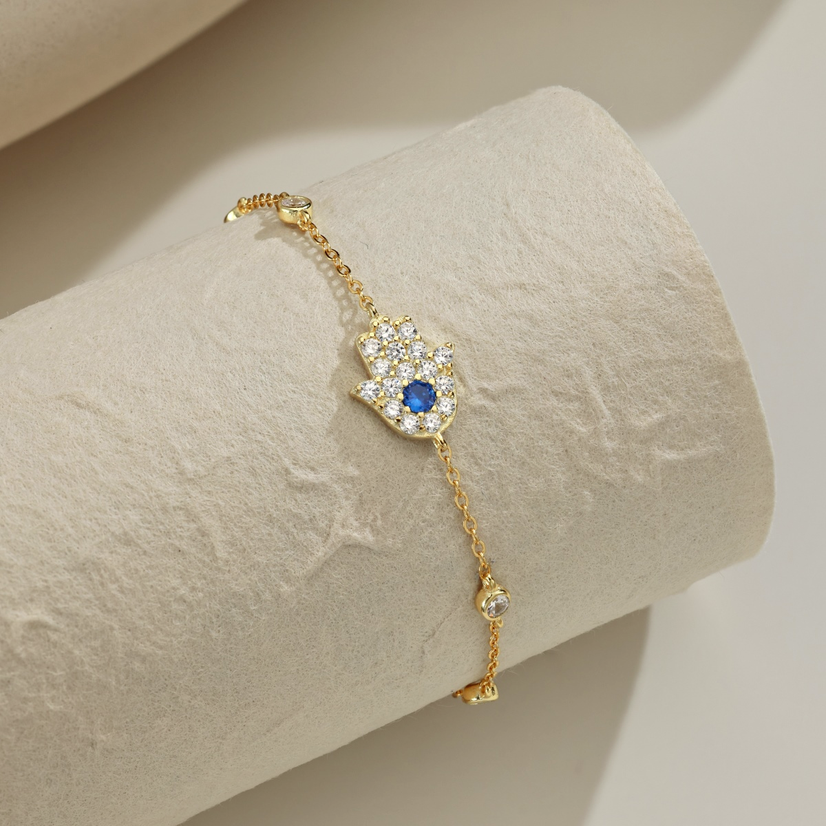 AMOR™ Hamsa Bracelet