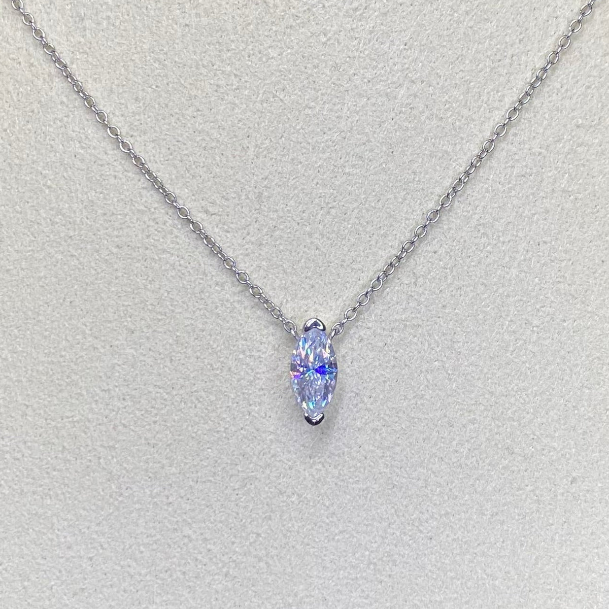 AMOR™ Elo Necklace