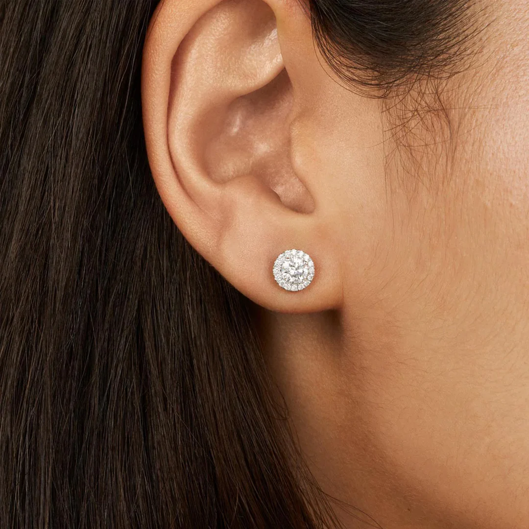 AMOR™ Selene Stud Earrings