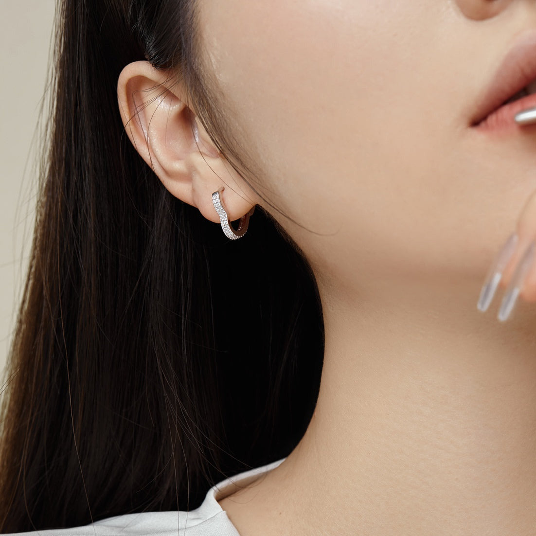 AMOR™ Pure Heart Earrings