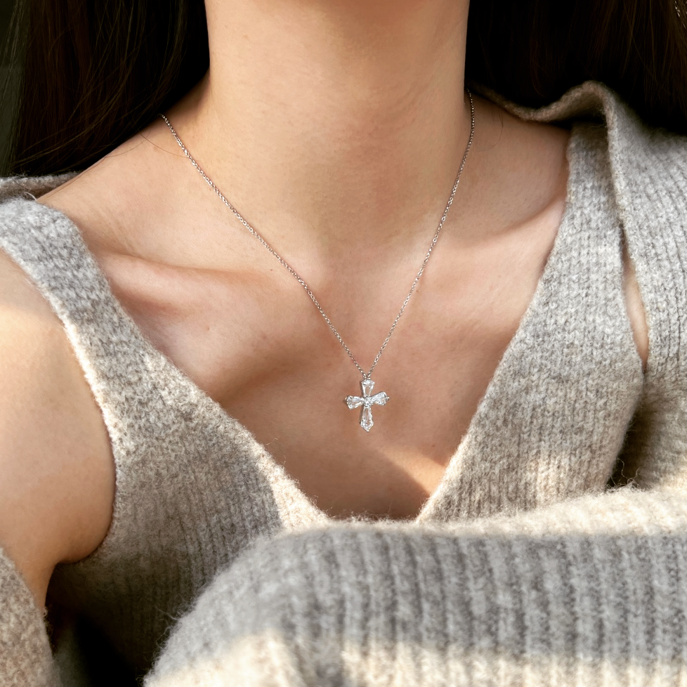 AMOR™ Luminor Necklace