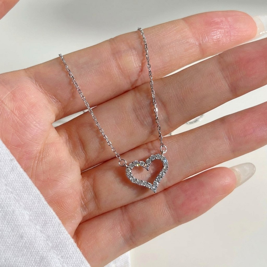 AMOR™ Pure Heart Necklace