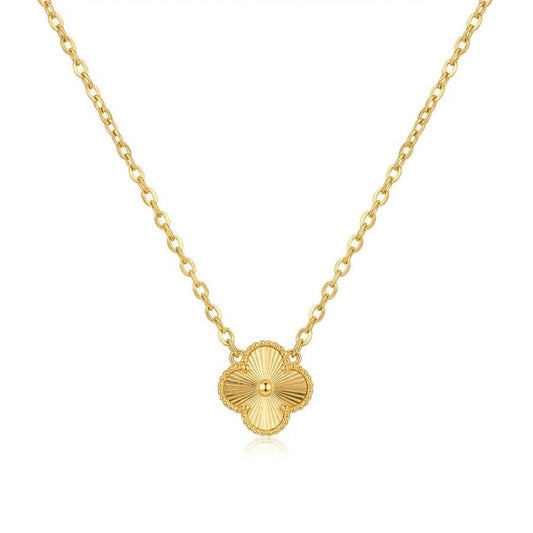 AMOR™ Gold Clover Necklace