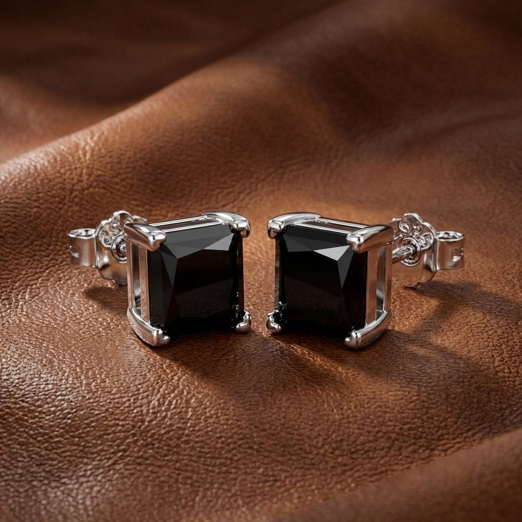 AMOR™ Onyx Stud Earrings